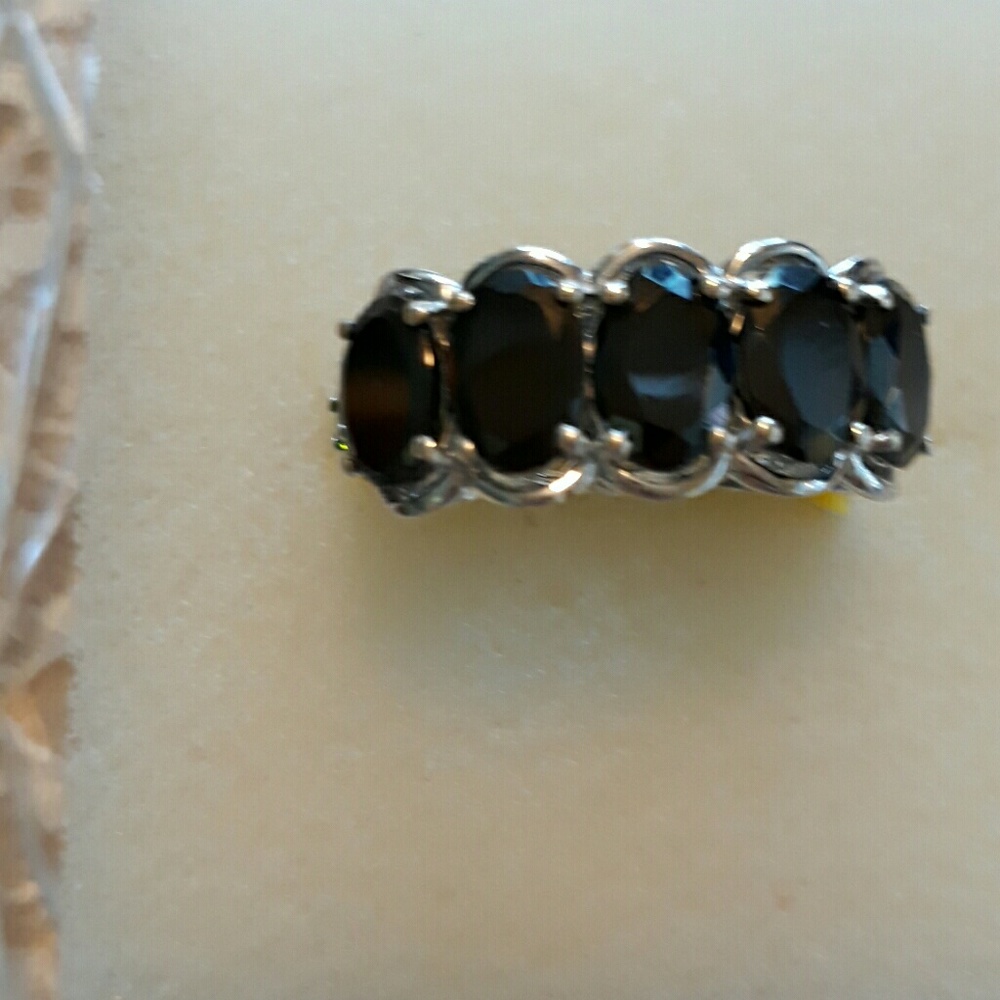5 STONE SETTING PLATINUM OVER STERLING SILVER
